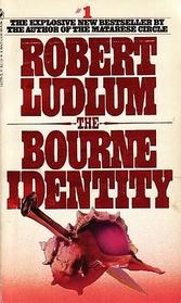 Robert Ludlum: The Bourne Identity (Paperback, 1981, Bantam Books)